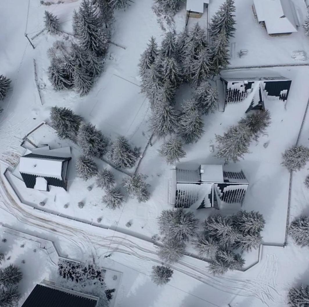 Jahorina Rusovo Village Buitenkant foto